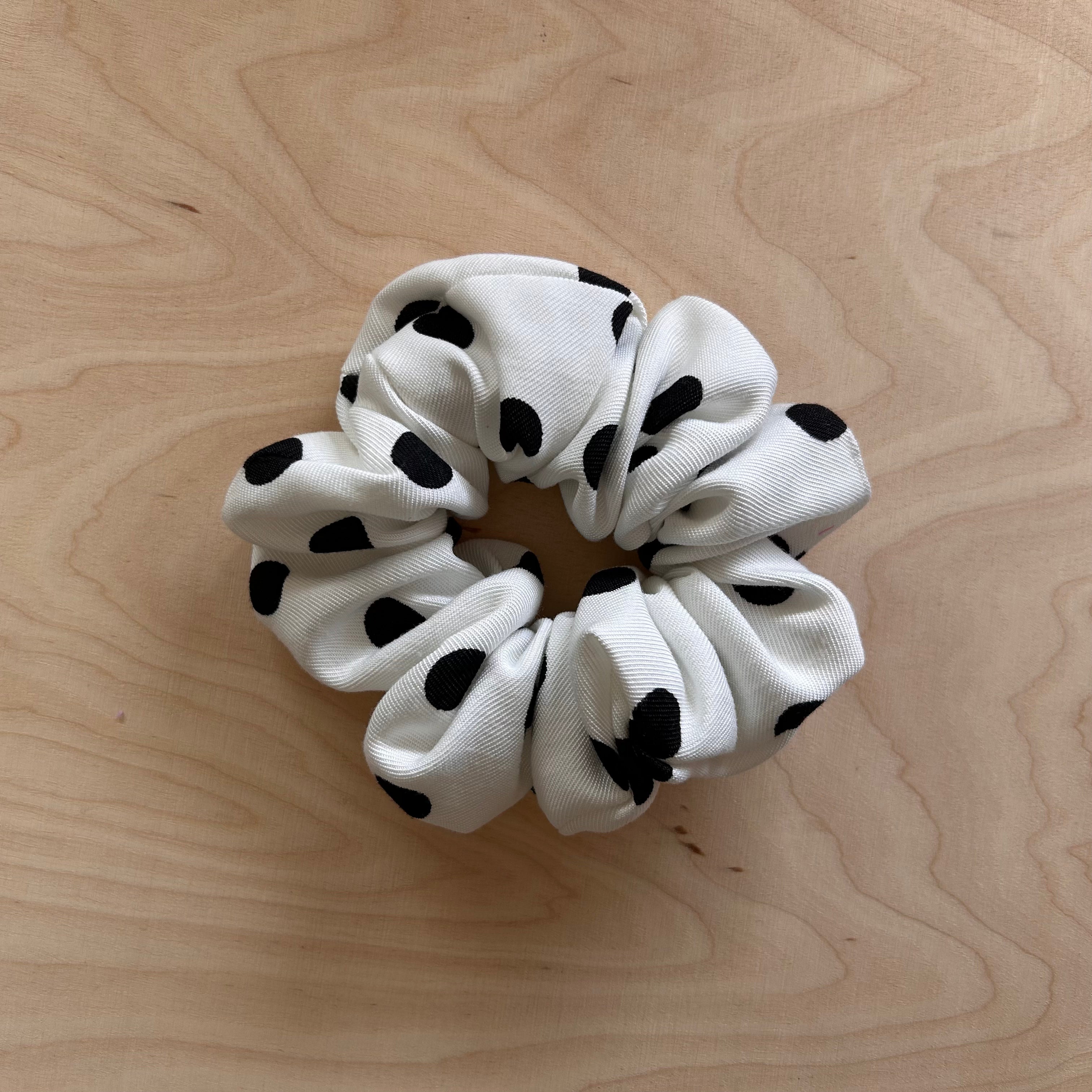Scrunchie - Emilia