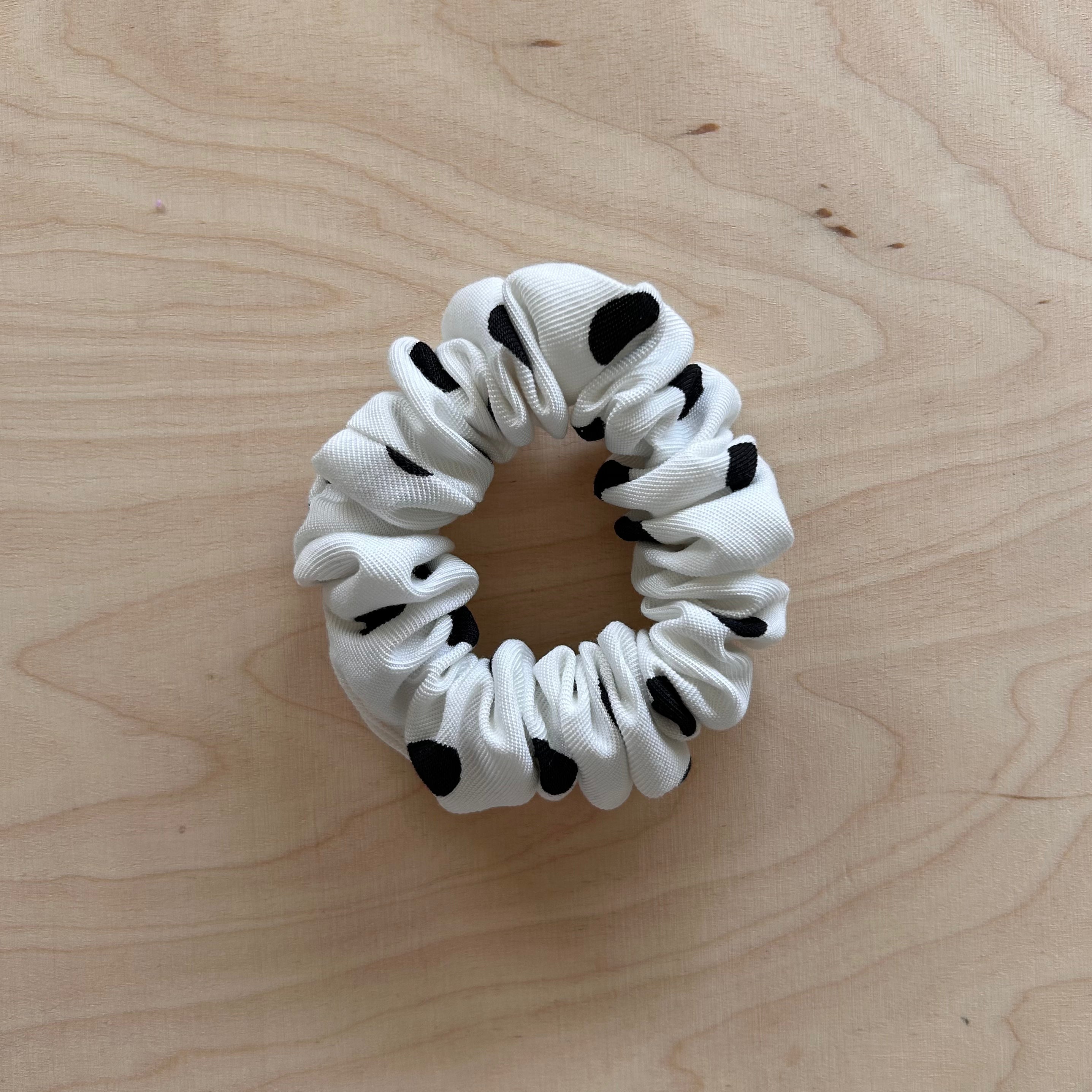 Scrunchie - Emilia