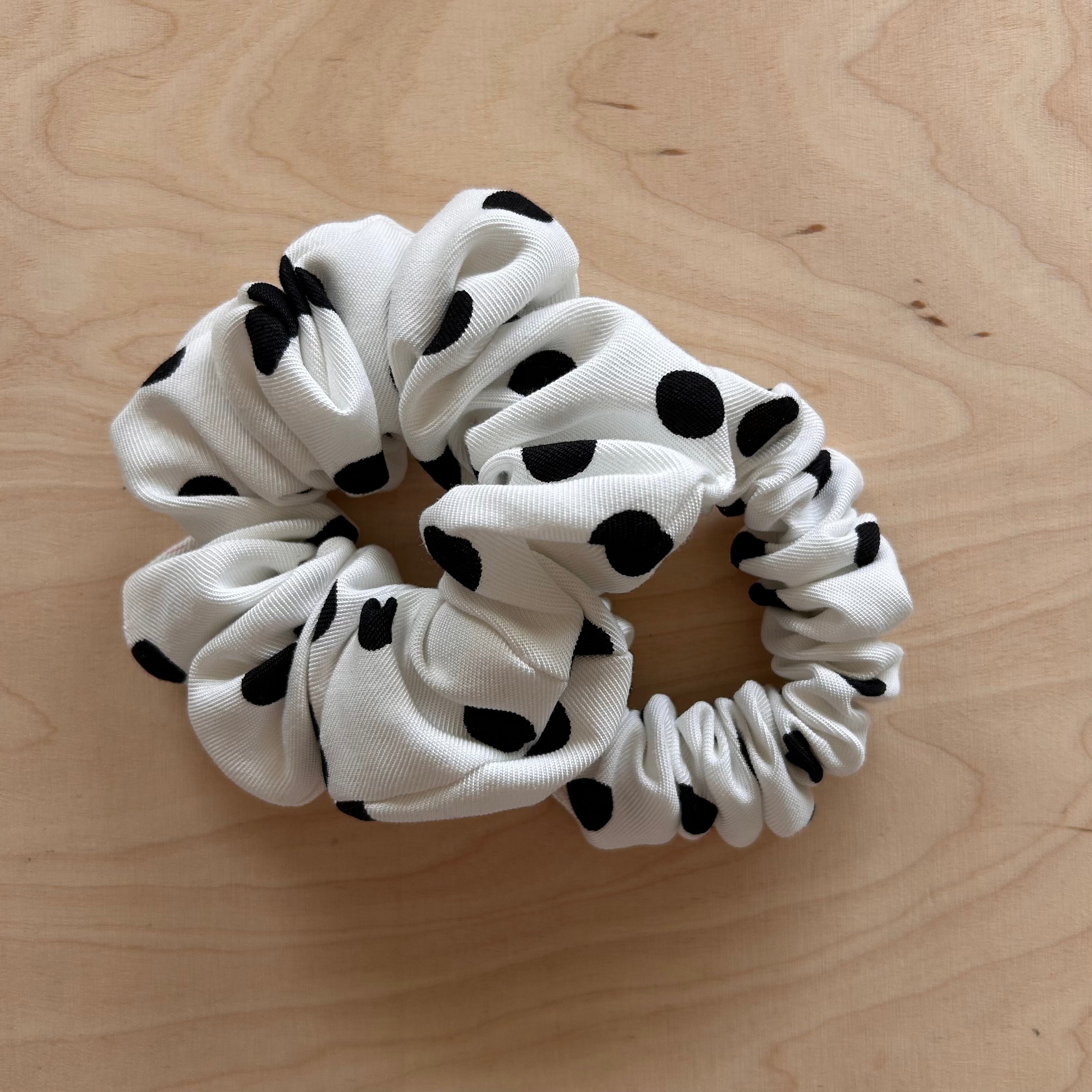 Scrunchie - Emilia