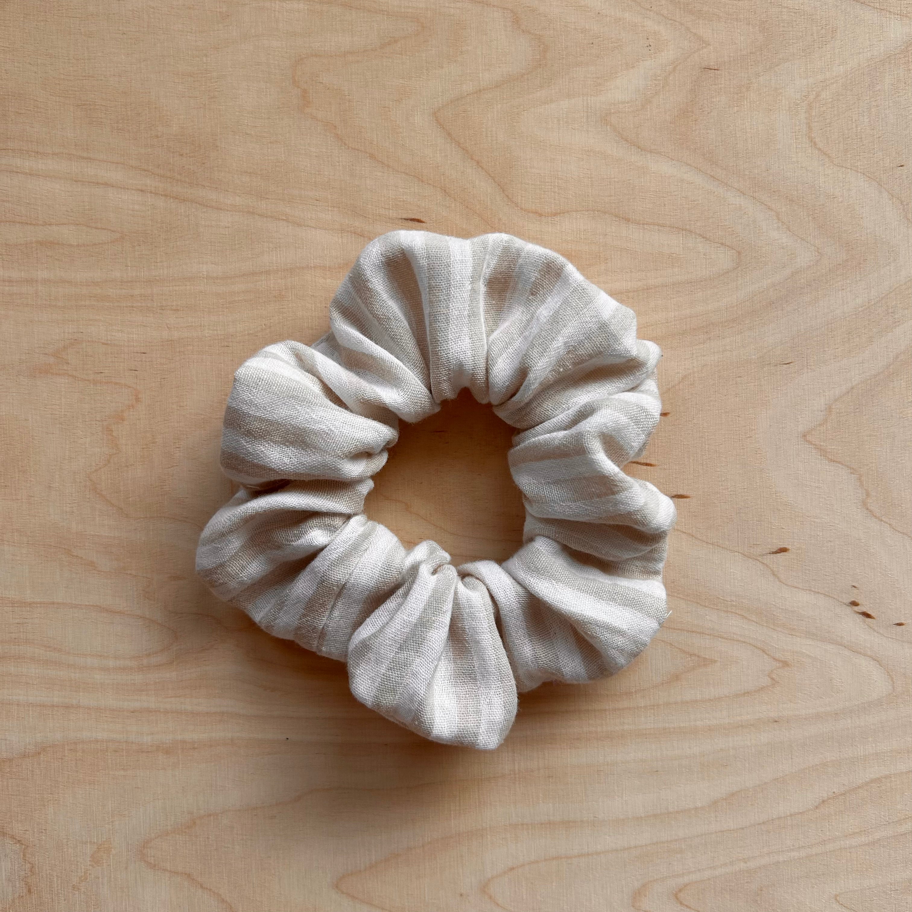 Scrunchie - Julie