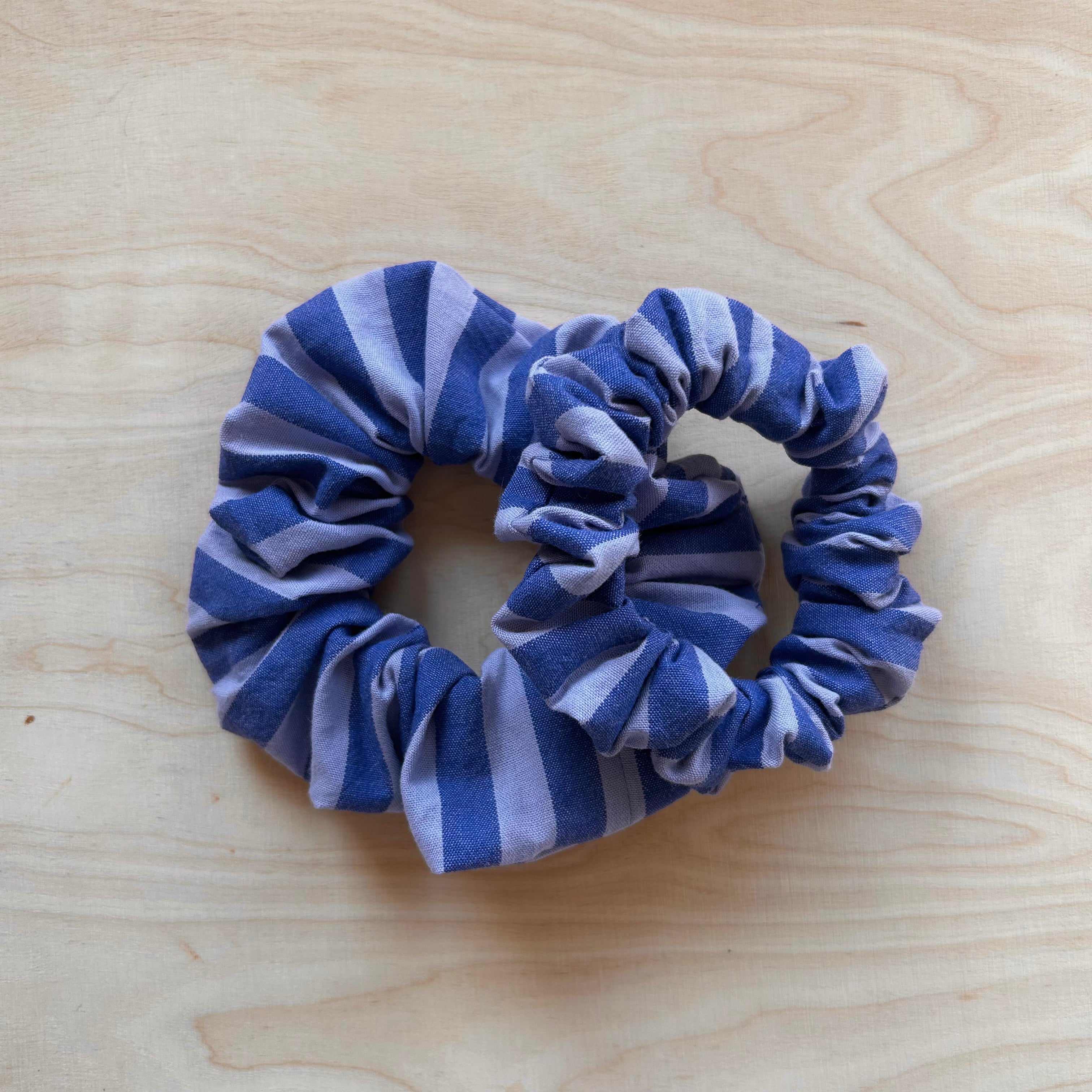 Scrunchie - Laura